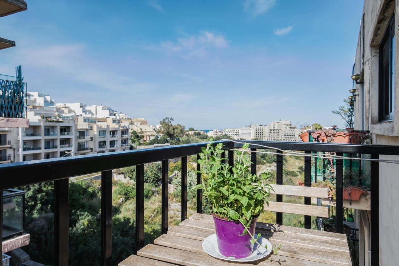 Stylish 3 Bedroom Apartment - St. Julians - 5 Mins From Balluta Bay St. Julian's Zewnętrze zdjęcie